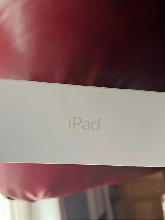 IPAD box - Picture 2 of 3